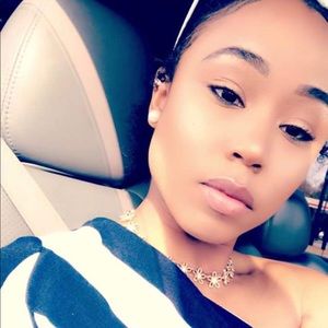 Meet your Posher, Tabitha